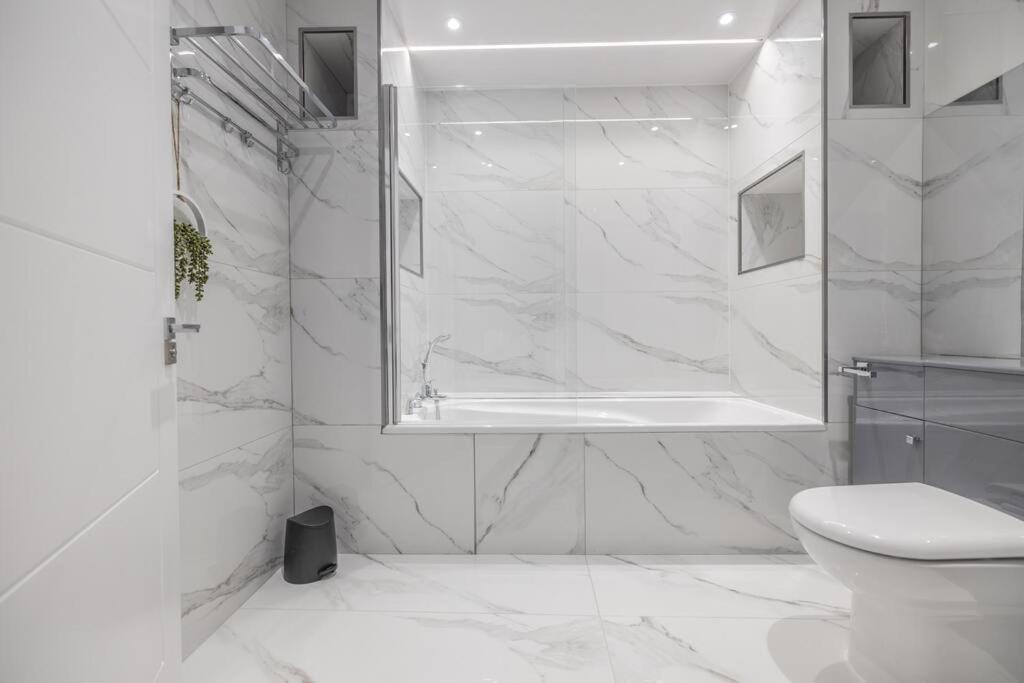 The Pocklington - The Golden Mile Suite Leicester Exteriör bild